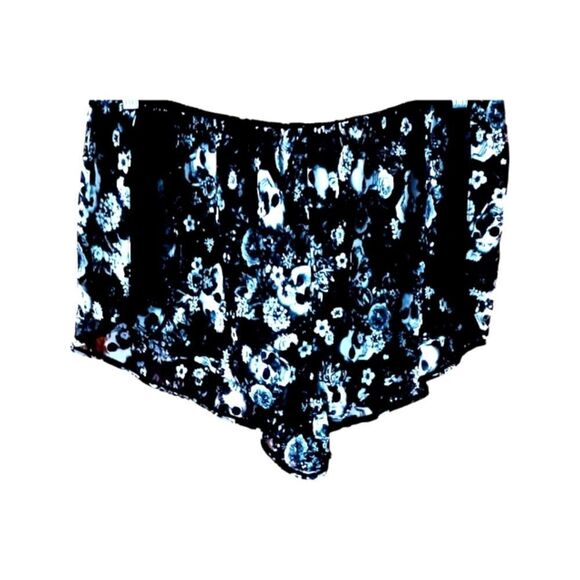TORRIDS NEW Black Tank With Lacy SKULL Black & White Sexy Sleep Set Shorts. - Picture 4 of 16
